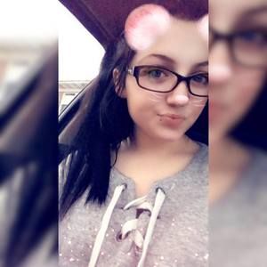 Meet your Posher, Cassandra